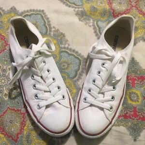 White Converse Chucks